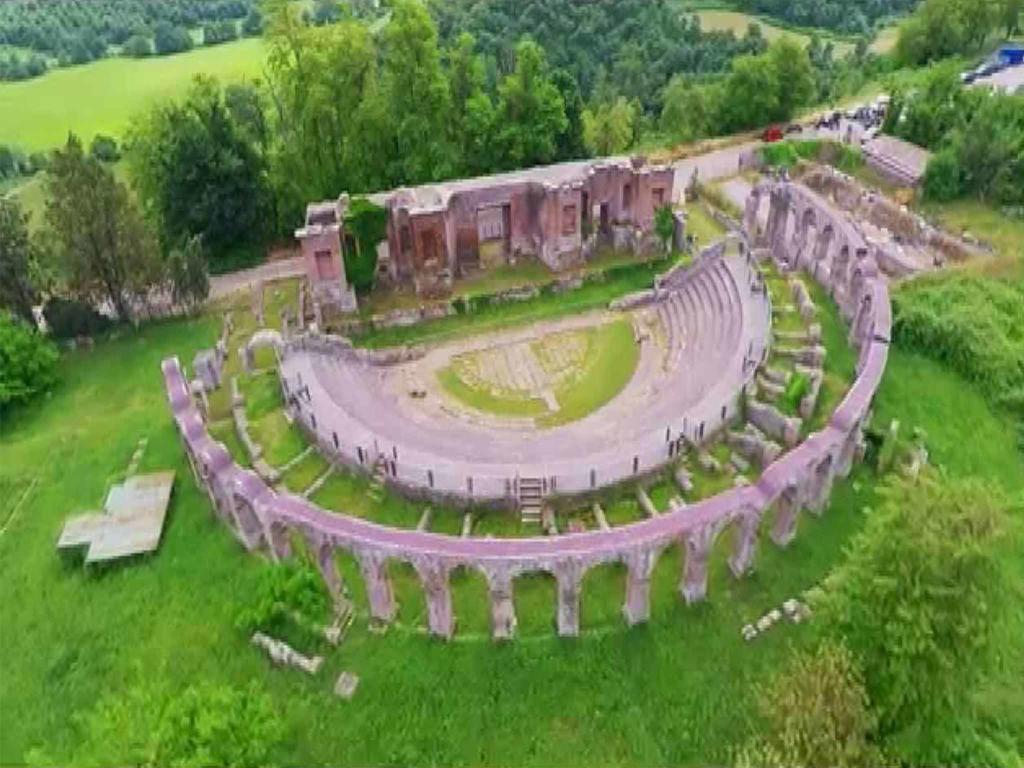 La Baronessa
